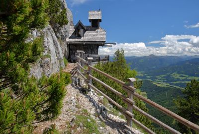 IdealtoursSteiermarkFriedenskirchelshutterstock2175037751.jpg