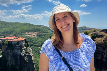 Nikola bei den Meteora-Klöstern auf Epiros