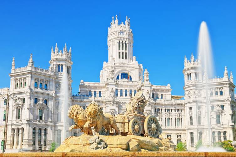 IdealtoursSpanienMadridCibelesBrunnencshutterstock1026059434.jpg