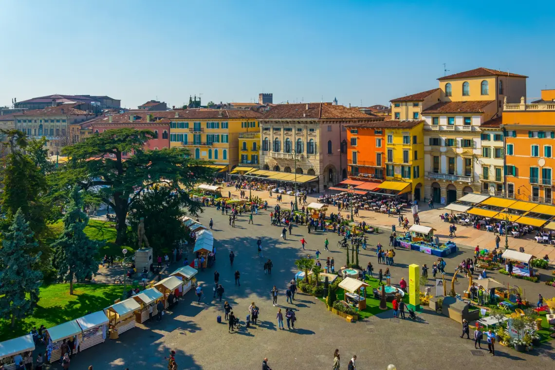 Verona Stadt (cby shutterstock)