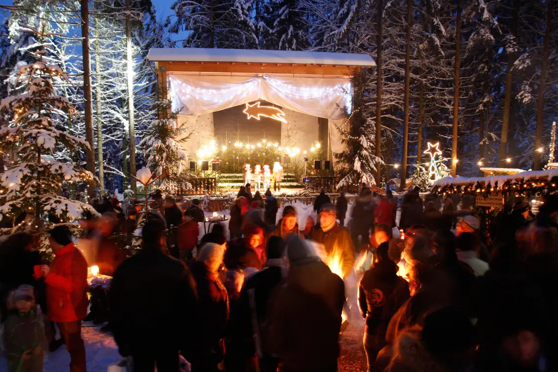 Waldweihnacht Baumkronenweg Kopfing (© Baumkronenweg Kopfing, OÖ)