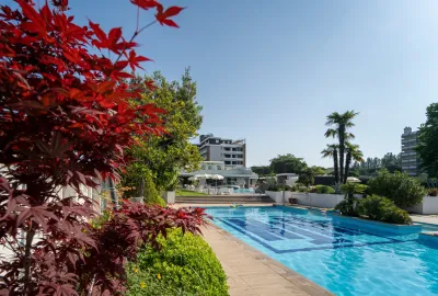IdealtoursItalienMontegrottoDelleNazioniTerrasIdealtoursItalienMontegrottoDelleNazioniPoollandschaftNEUjpgse.jpg