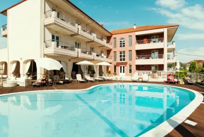 IdealtoursGriechenlandEpirosAmmosBayHotelansicht.jpg