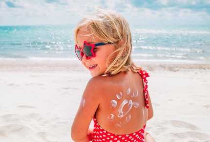 Kind am Meer