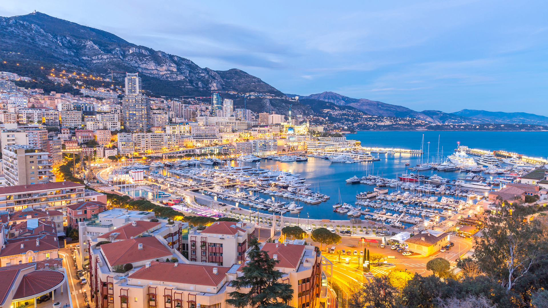 Côte d’ Azur - die Küste mit dem Bus entdecken