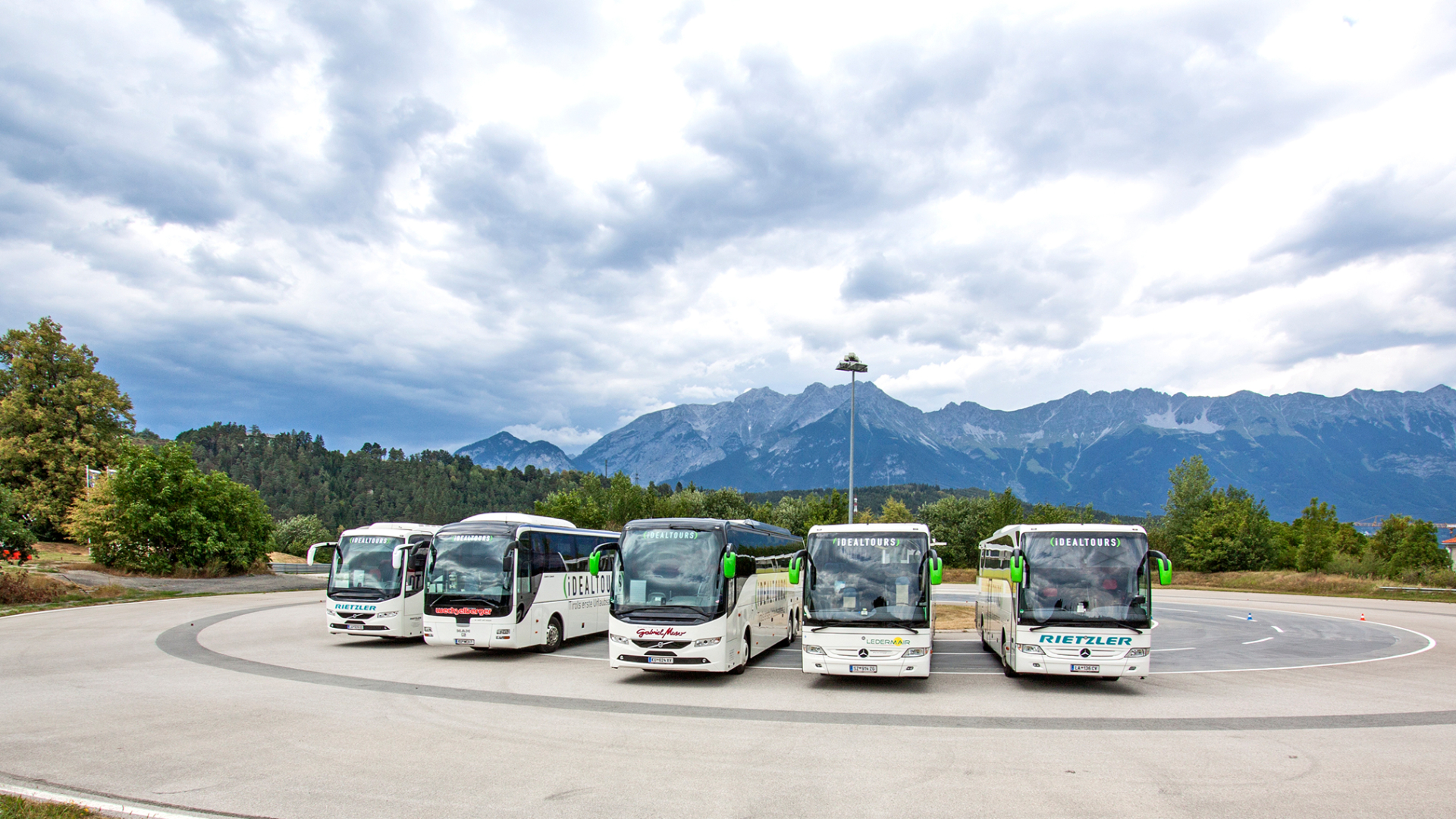 Multitalent Busfahrer - Interview mit Stefan Rietzler