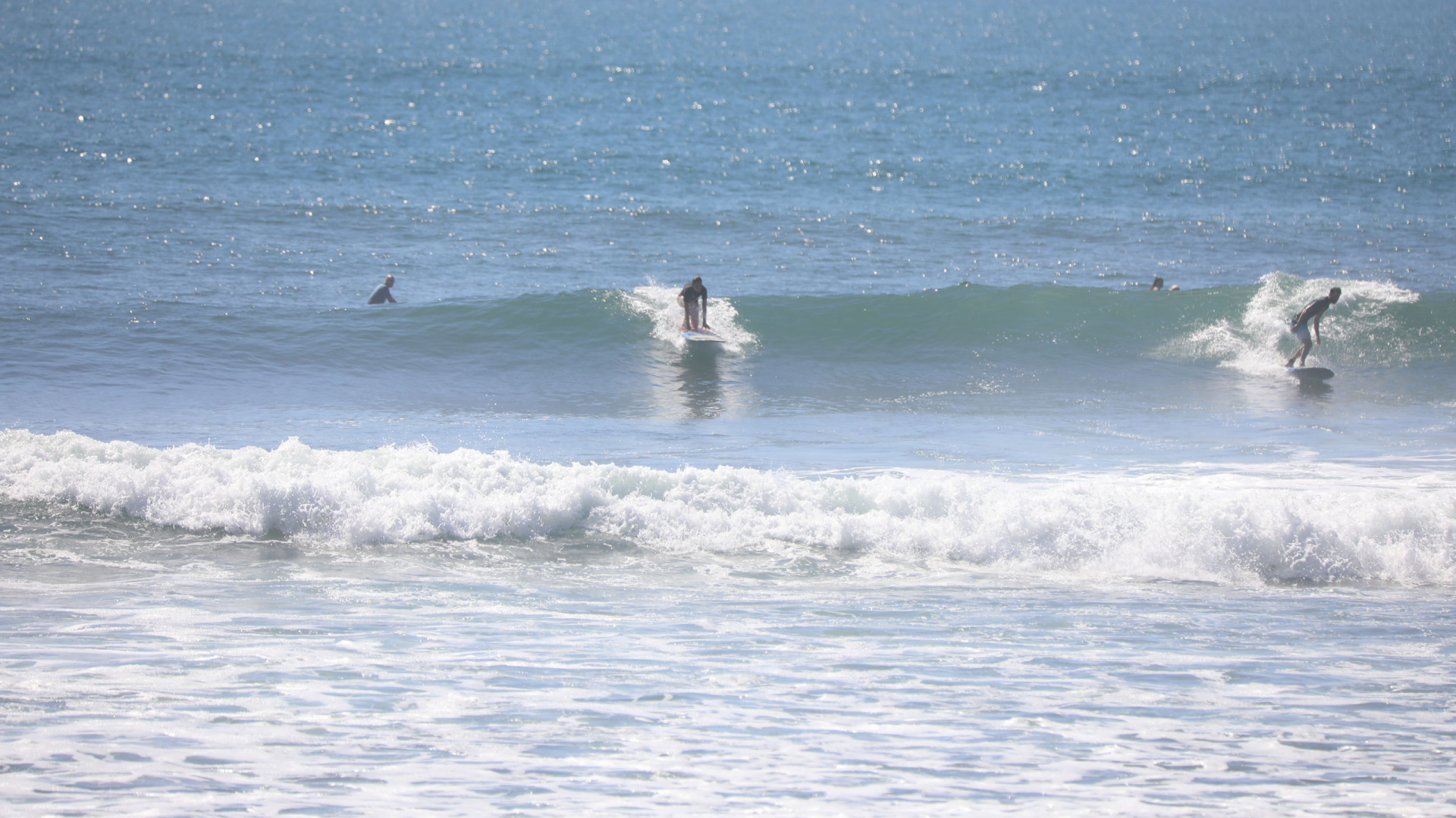 El Salvador – Die ersten großen Wellen