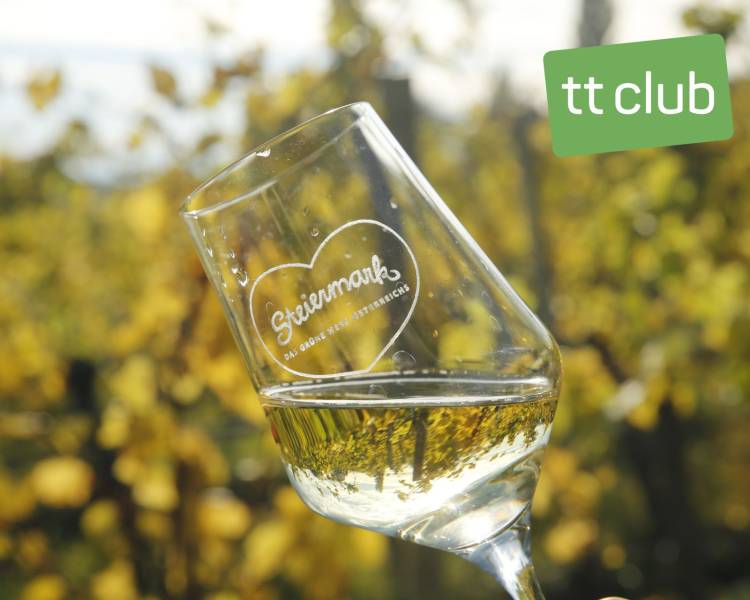 IdealtourssterreichSteiermarkWeinSteiermarkTourismusHerbertRaffaltmitClubTTLogo.jpg