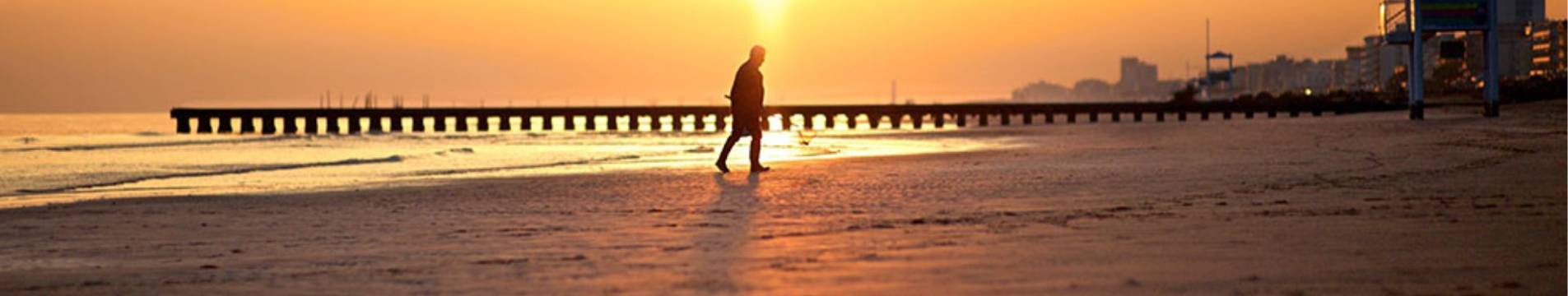 IdealtoursItalienAdriaJesoloStrandSonnenuntergangStrandcbyMircoBasso.jpg