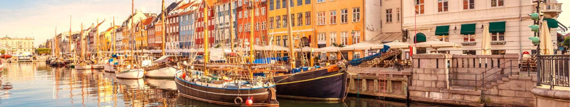 IdealtoursDnemarkKopenhagenNyhavnShutterstock415489966.jpg