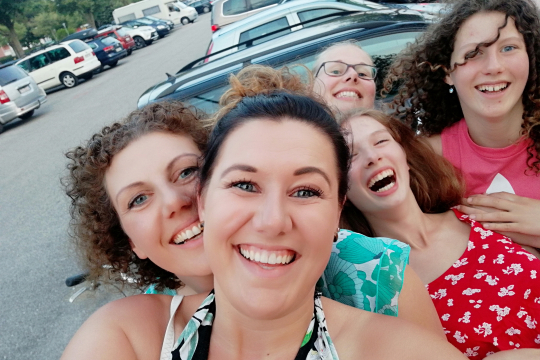 Caro mit ihrer Familie in Bibione