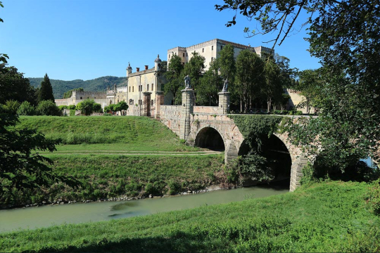 Bugen und Schlösser in den Euganeischen Hügeln (©Sebastian Schneemann)