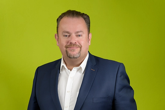 Oliver Dold, Four Seasons Travel Geschaftsleitung