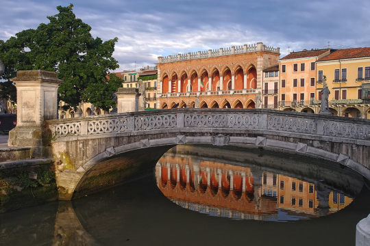 Padua Brücke (cby shutterstock)