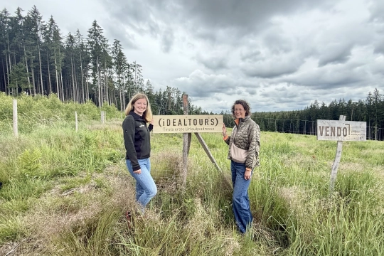Magdalena von Wald4Leben mit Idealtours-GF Susanne Neuhauser