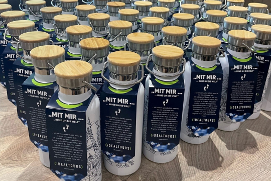 Nachhaltige Wasserflaschen von Idealtours